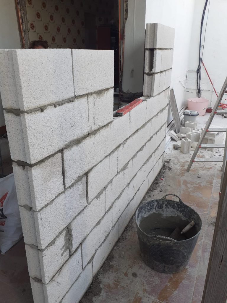 Muro en obras